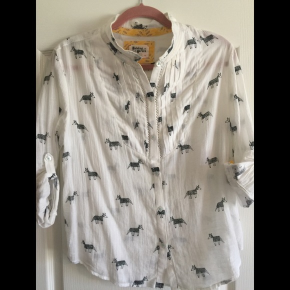 Anthropologie Tops - Anthropologie Holding Horses Top